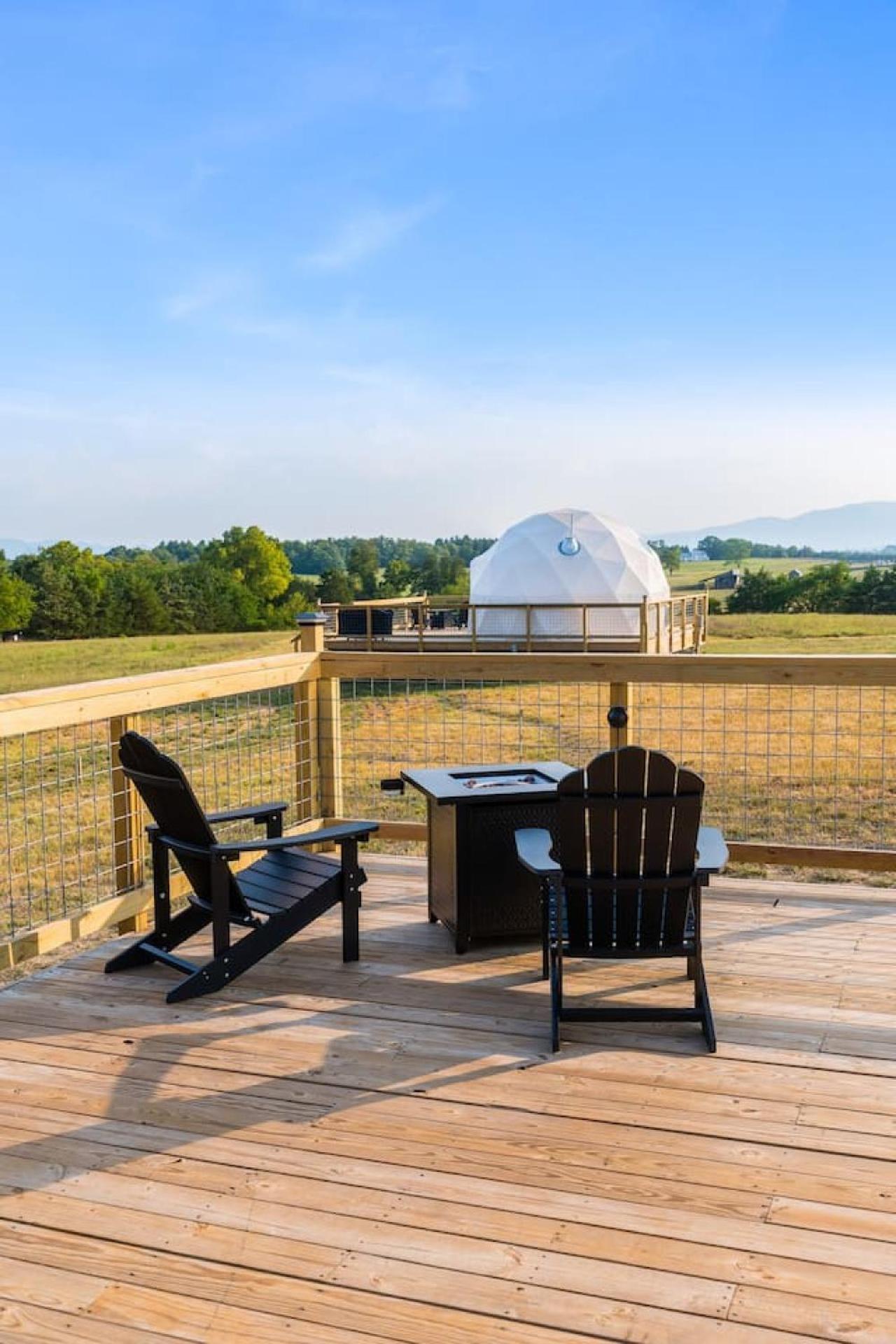 Tranquil Dome At Faraway Camp Pensionat Luray Eksteriør billede